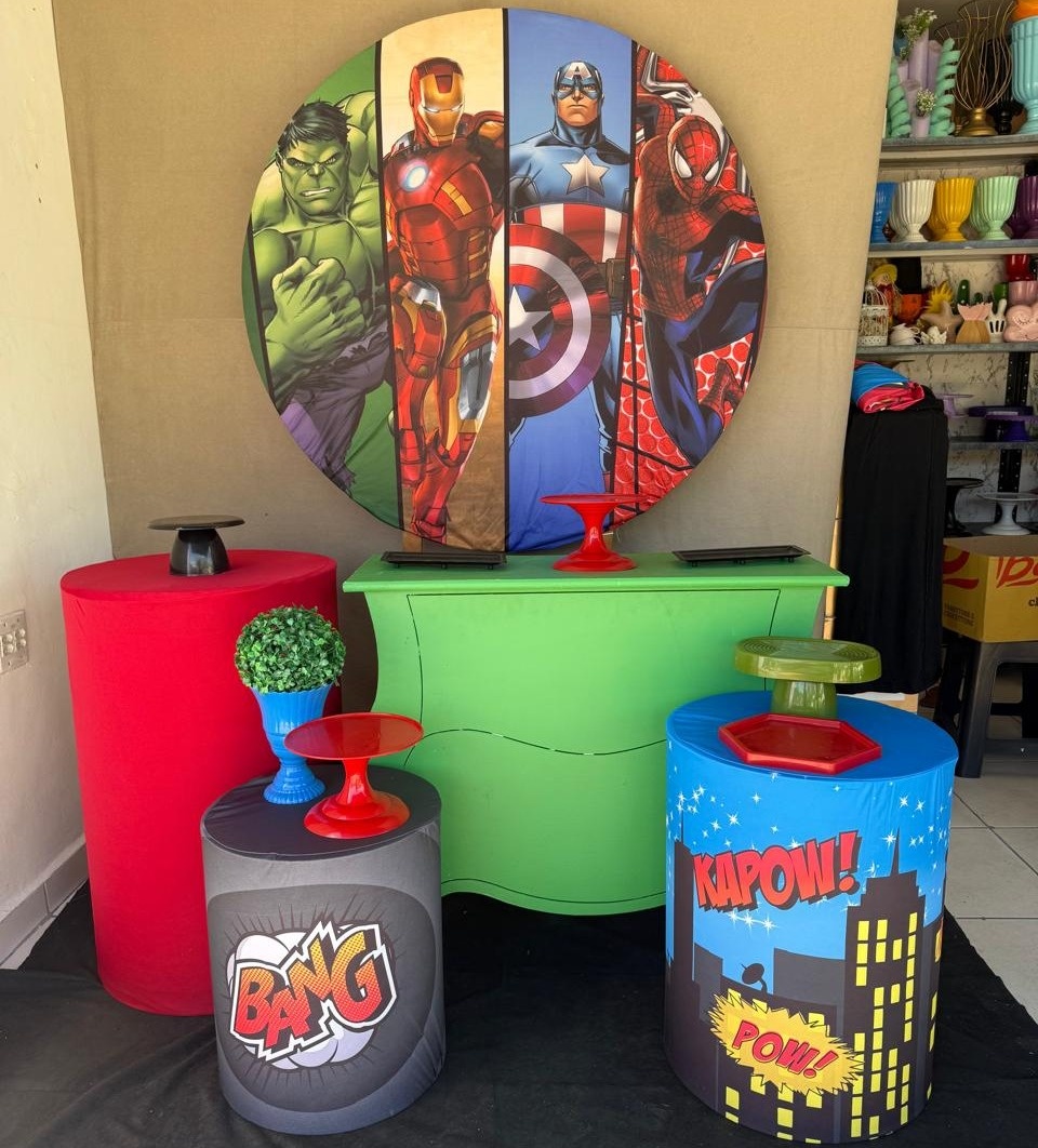 Vingadores 02 - Tailine festas