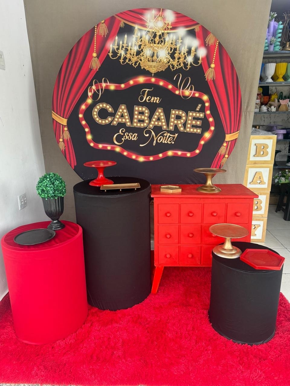 Cabare 02 - Tailine festas