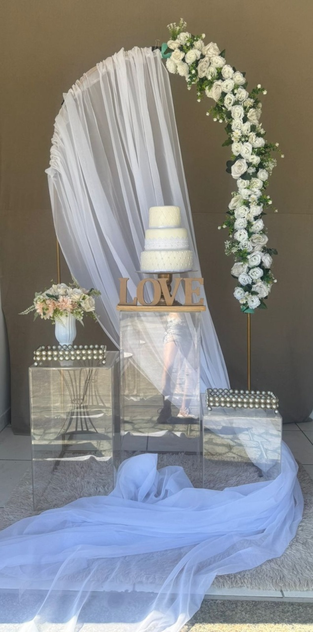 Casamento 01 - Tailine festas