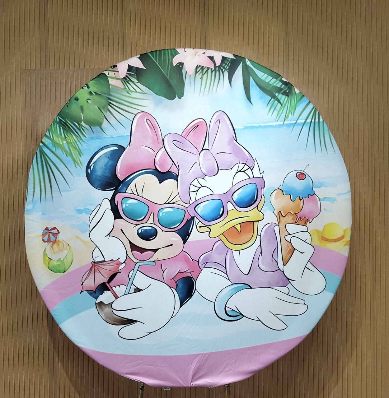 Painel Redondo Margarida E Miney - lu pegue e montee