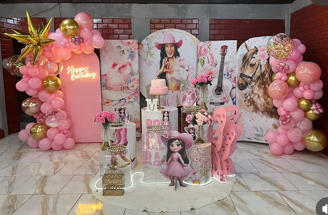 Boiadeira Rosa Com Montagem  - Mãe&filhas