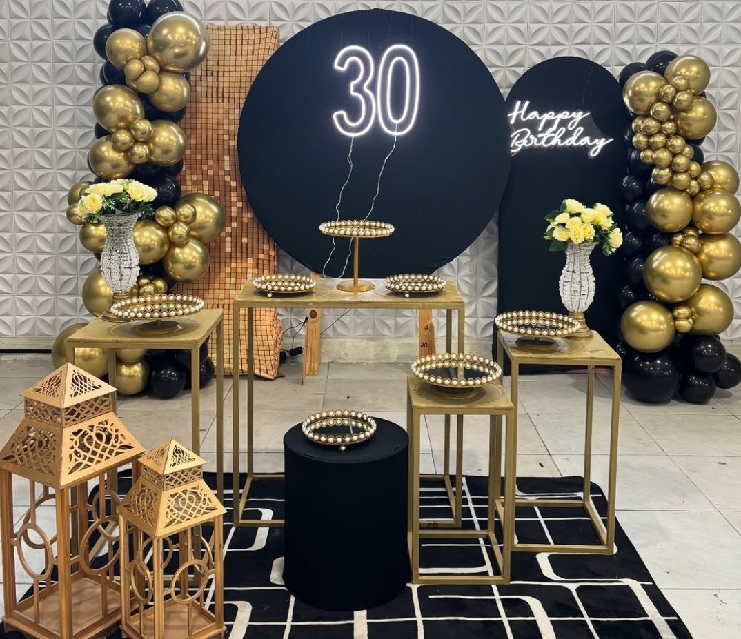 Preto Com Dourado  - Mãe&filhas