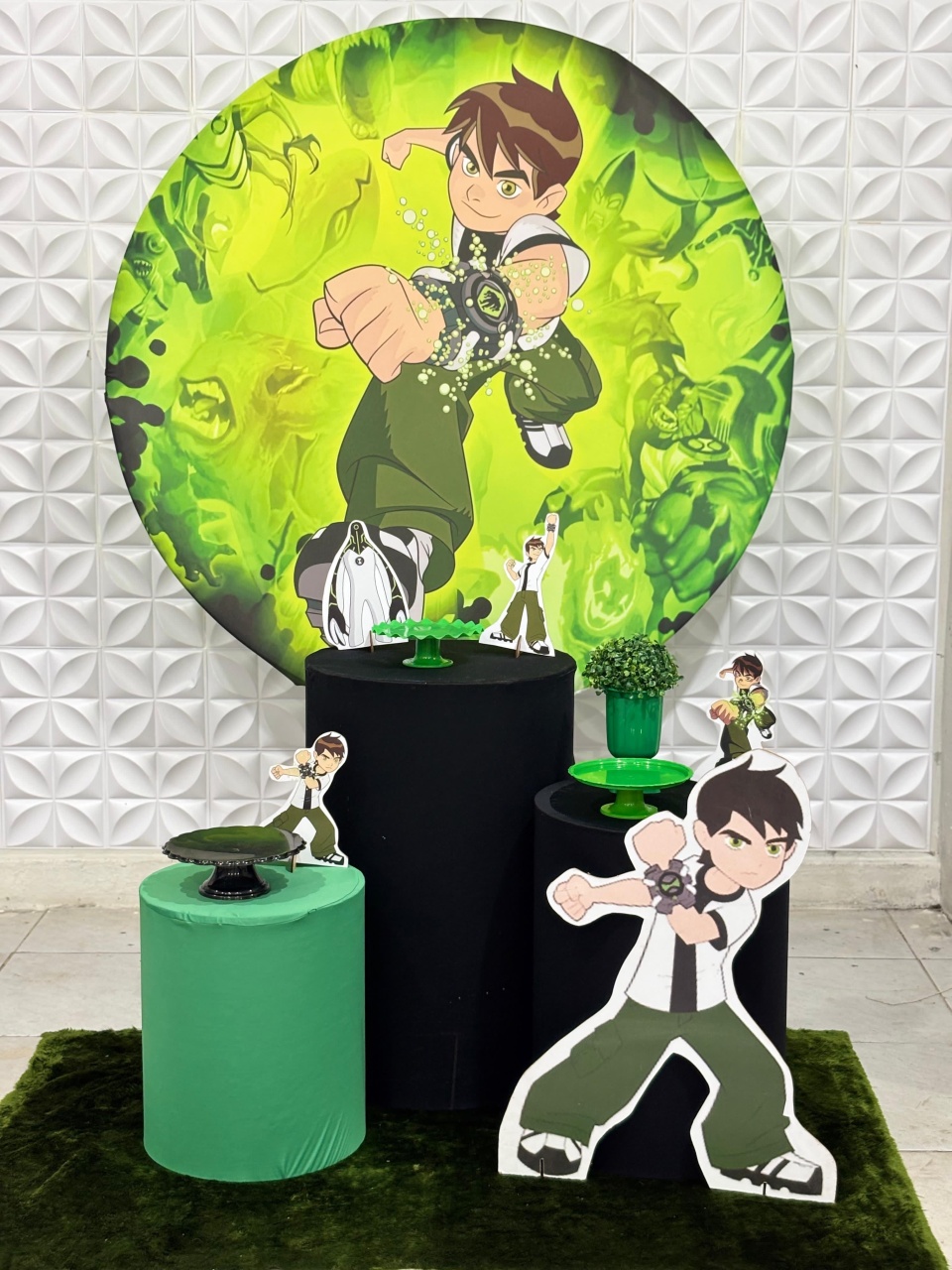 Ben 10  - Mãe&filhas