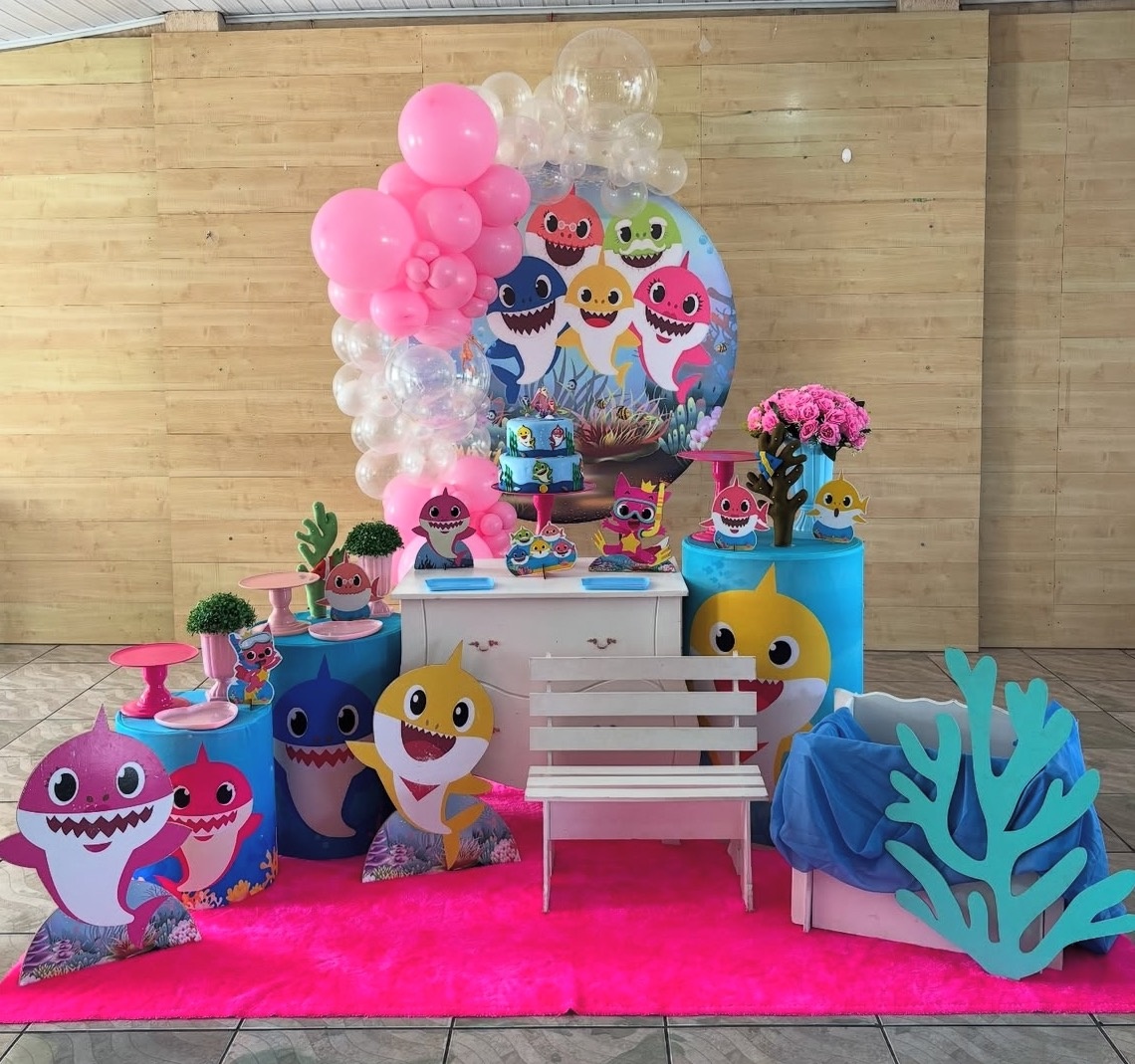 Baby Shark Com Balões  - Mãe&filhas