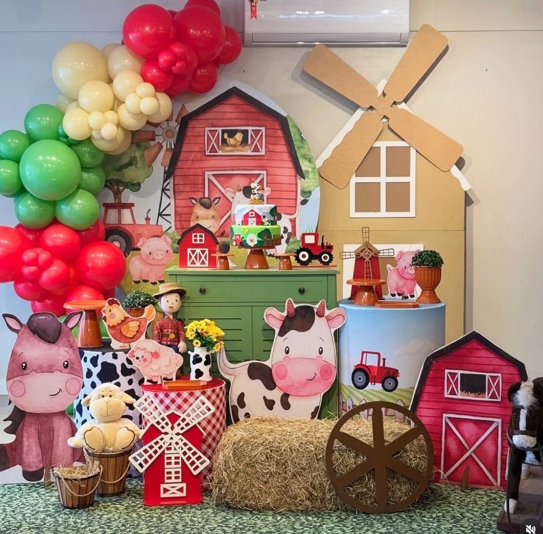 Fazenda Com Montagem E Celeiro (Cópia) - Mãe&filhas