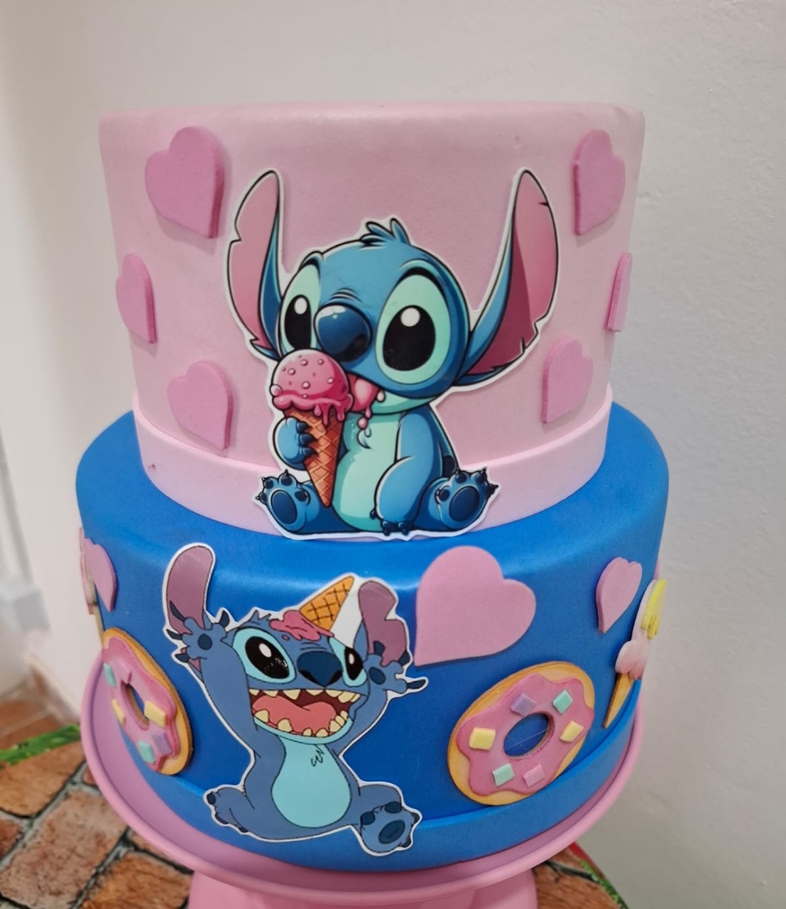 Bolo Fack Stitch Doces - CRISOLIVEIRA FEST