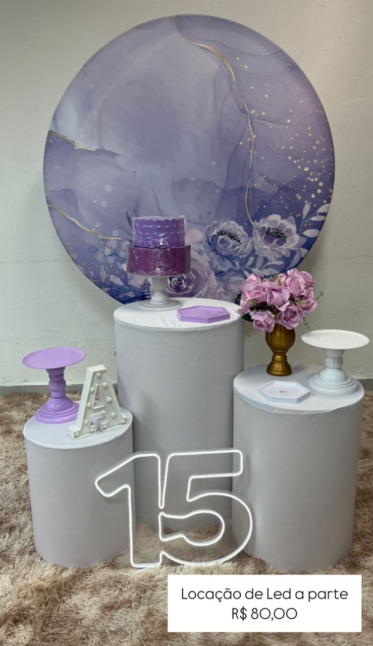 Floral Lilás (15 Anos) - Festa e Arte Decorações