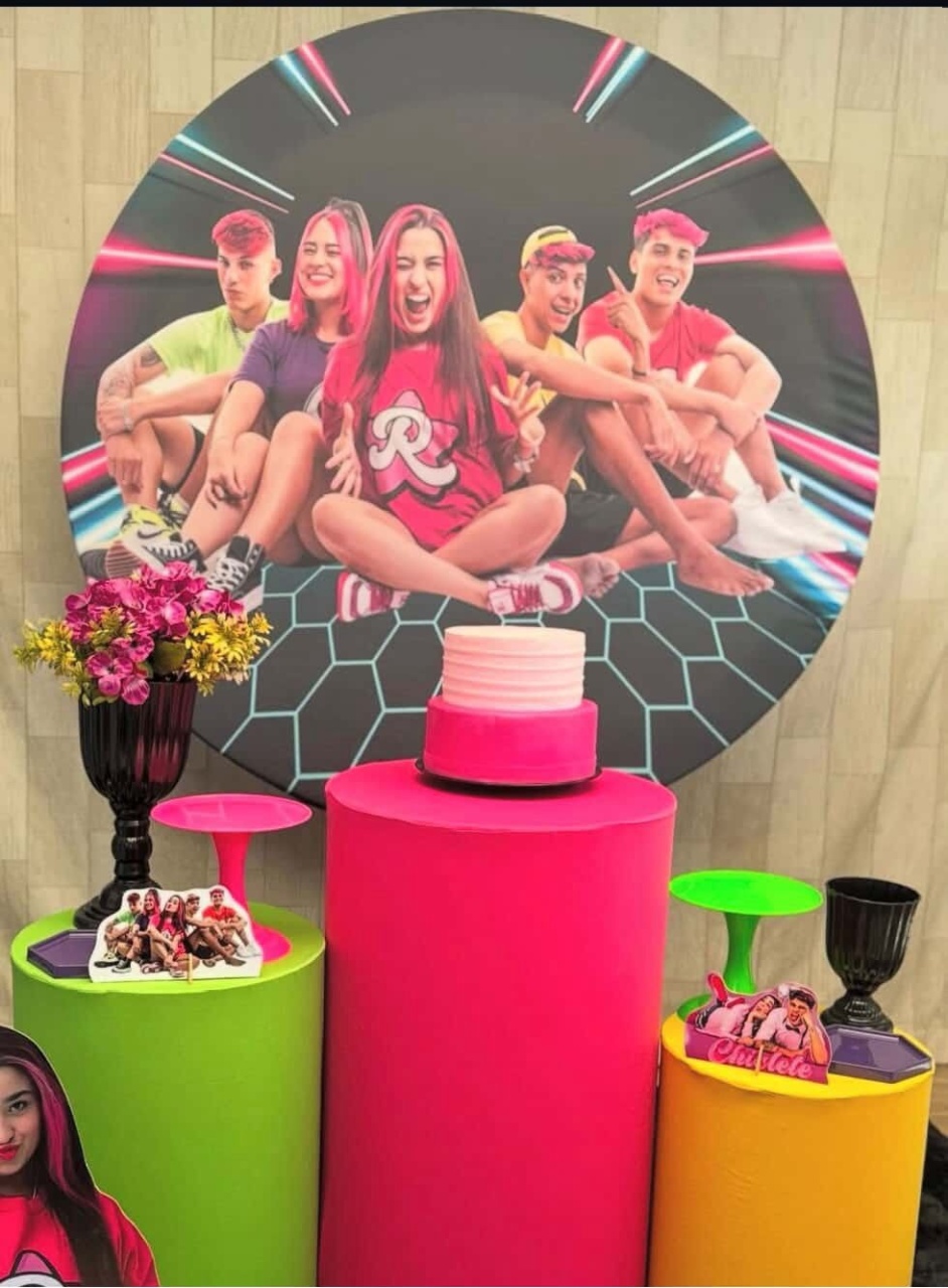 Emily Vick - Festa e Arte Decorações