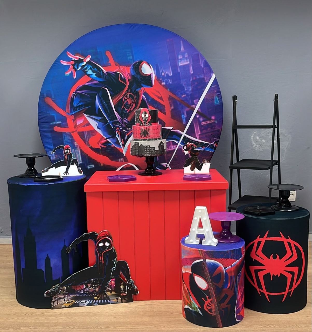 Homem Aranha (Miles Morales) - Prata  - Festa e Arte Decorações