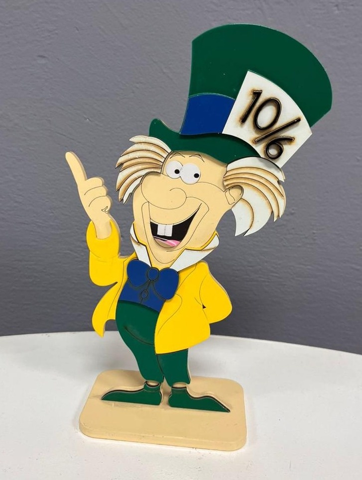 Display 3D - Chapeleiro Maluco (Alice No País das Maravilhas) - Festa e Arte Decorações