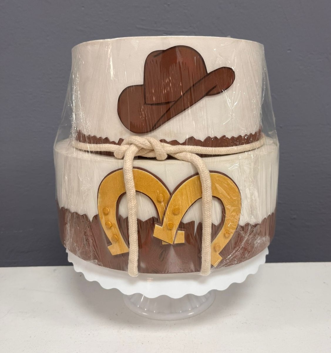 Bolo Fake - Boaideira (O)  - Festa e Arte Decorações