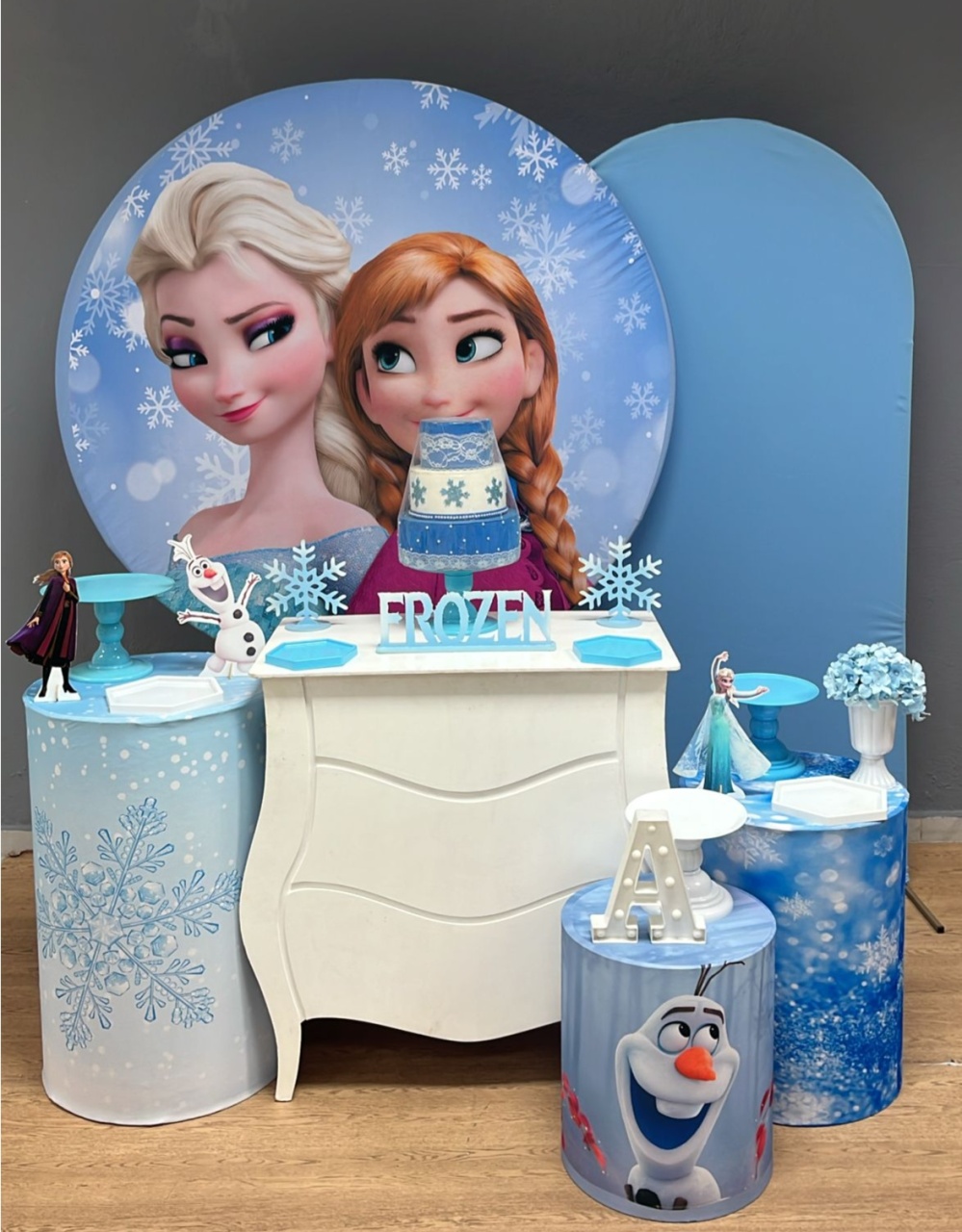Frozen - Adulta 1 - Ouro - Festa e Arte Decorações