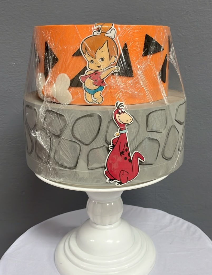 Bolo Fake - Pedrita - Festa e Arte Decorações