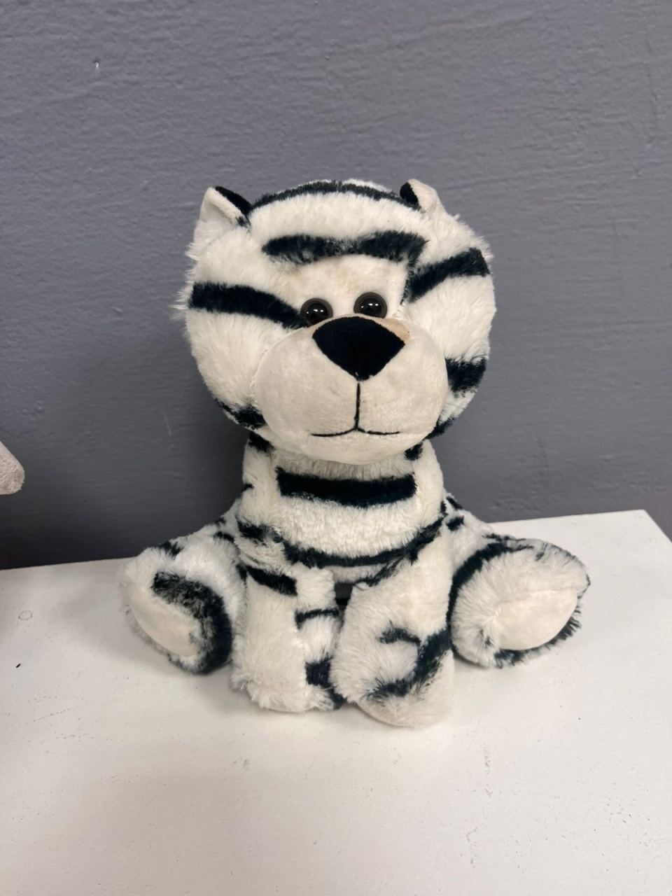 Urso de Pelúcia M de Mesa -  Zebra - Festa e Arte Decorações
