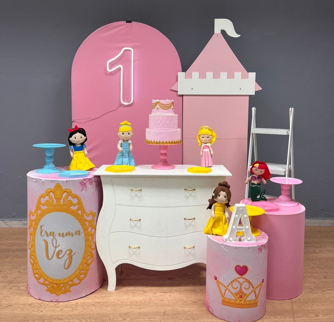 Encanto - Princesas Castelo - Festa e Arte Decorações