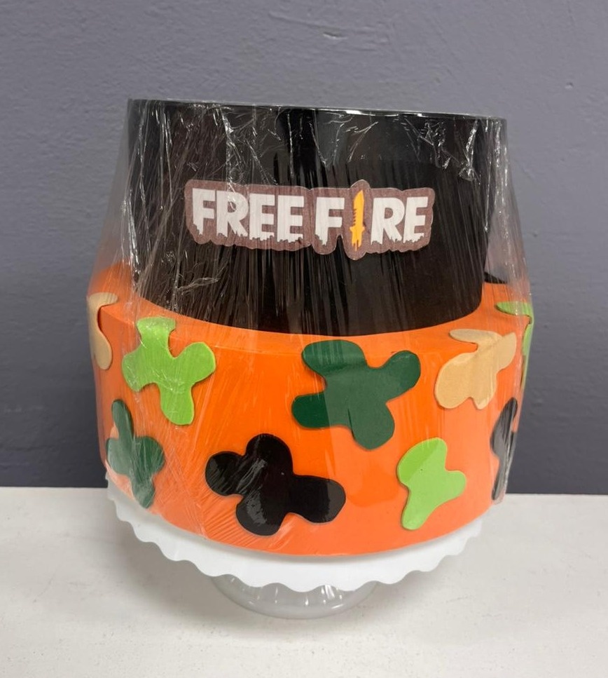 Bolo Fake - Free Fire - Festa e Arte Decorações