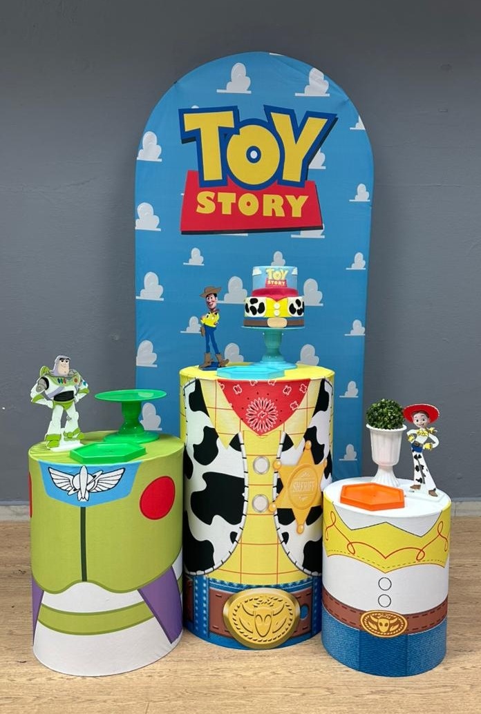 Toy Story - Bronze - Festa e Arte Decorações