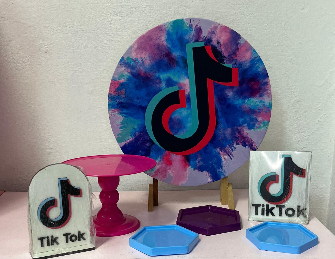 Mk - Tik Tok - Festa e Arte Decorações