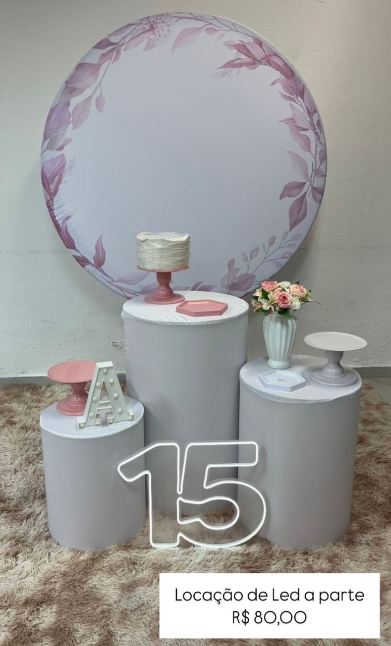 Floral Rosa E Branco (15 Anos) - Festa e Arte Decorações