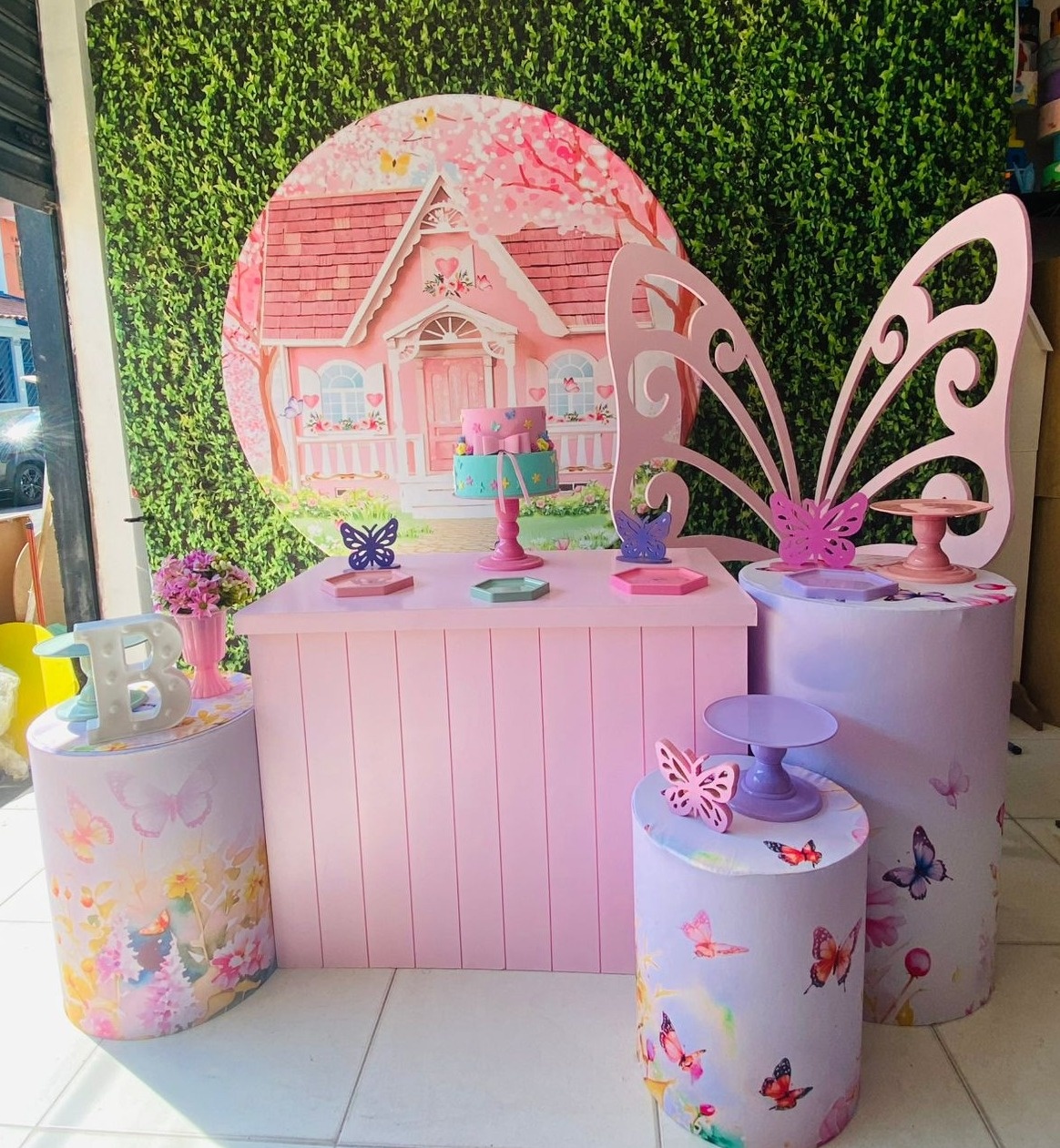 Jardim Encantado -  Ouro  - Festa e Arte Decorações