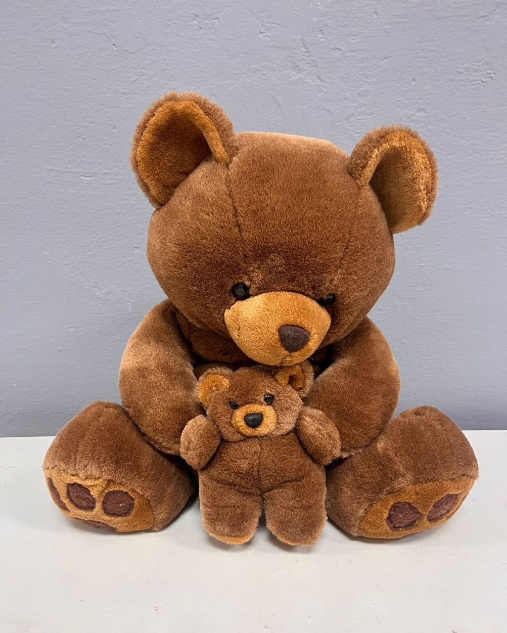 Urso de Pelúcia M - Marrom Com Filhote - Festa e Arte Decorações