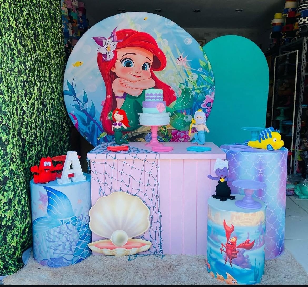 Pequena Sereia - Ouro  - Festa e Arte Decorações