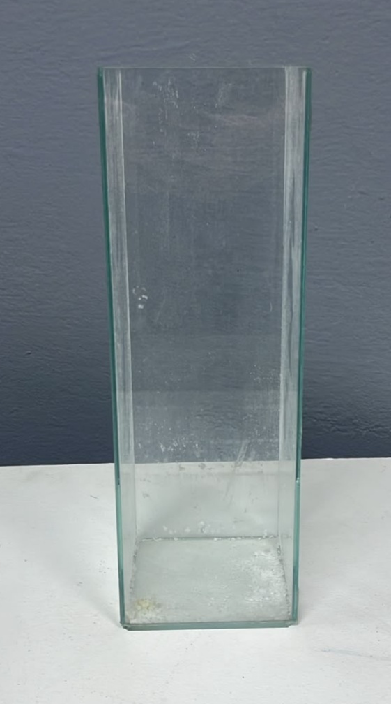 Vaso de Mesa - Vidro Liso Quadrado - Festa e Arte Decorações