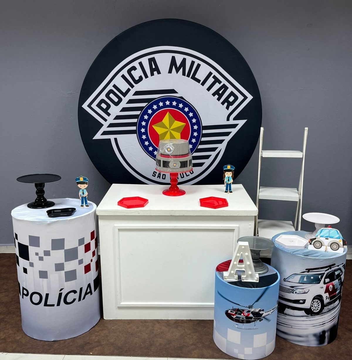 Policia - Prata  - Festa e Arte Decorações