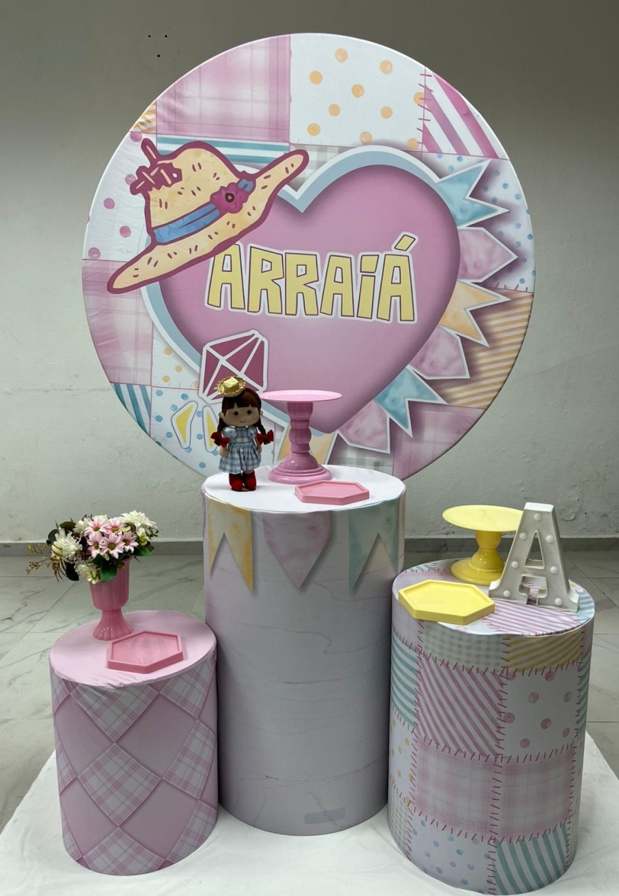 Festa Junina - Arraiá Rosa - Festa e Arte Decorações
