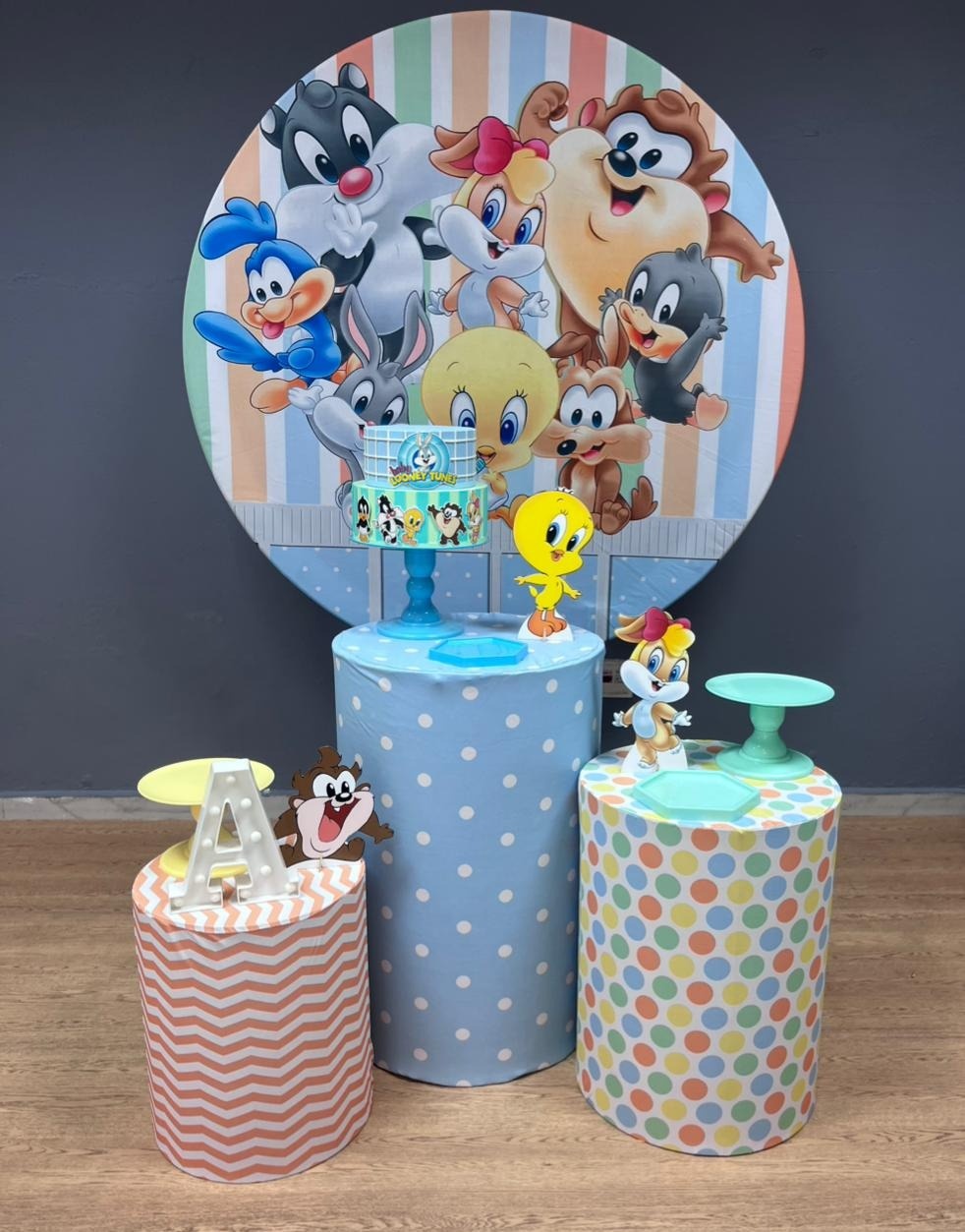 Baby Loney Tunes - Festa e Arte Decorações