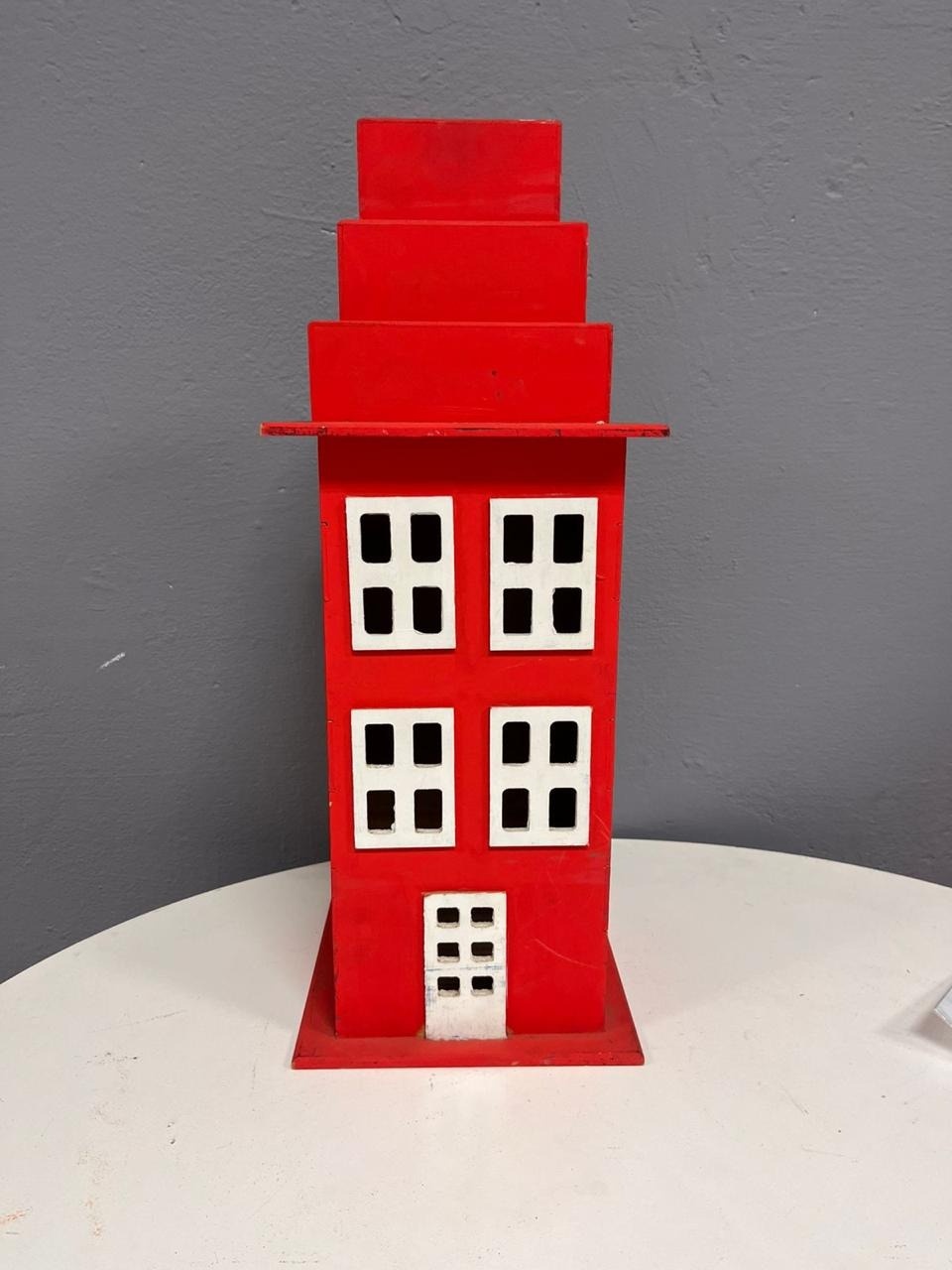 Prédio de Chão - Vermelho - Festa e Arte Decorações