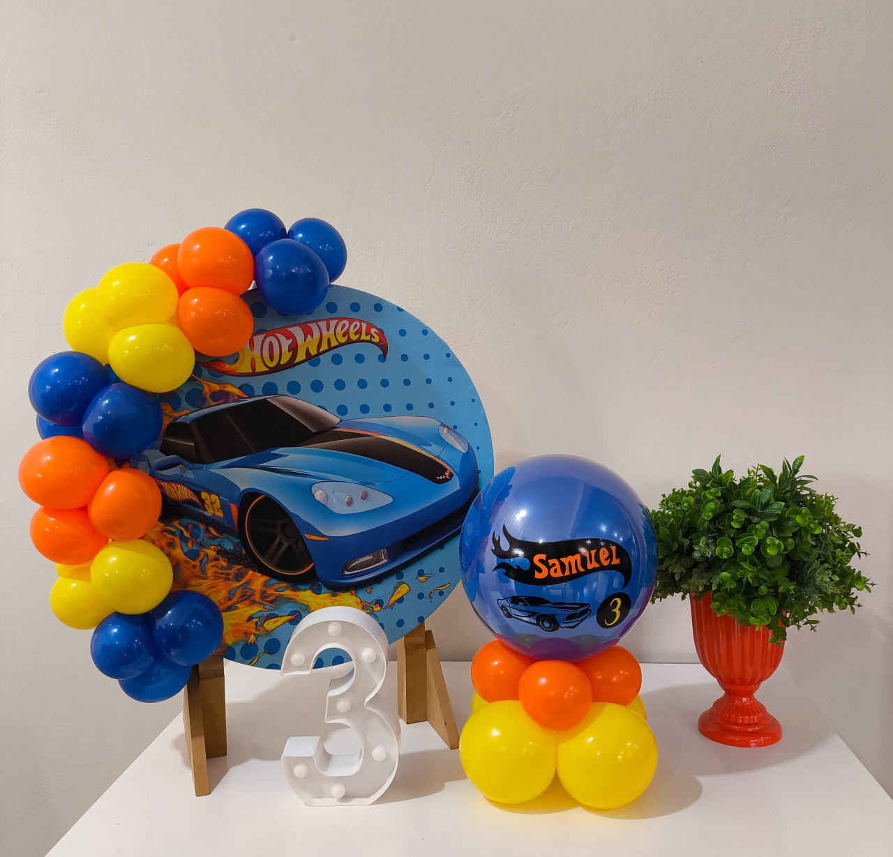 Mini Kit Hotwheels  - Detalhes