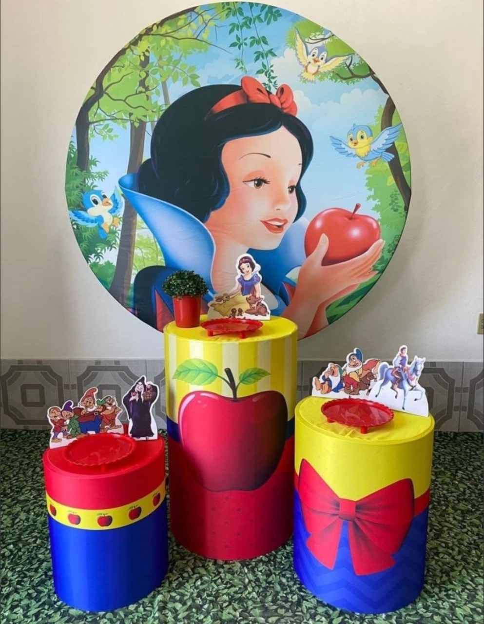 Branca de Neve  - ana_decoracoes.peguemonte