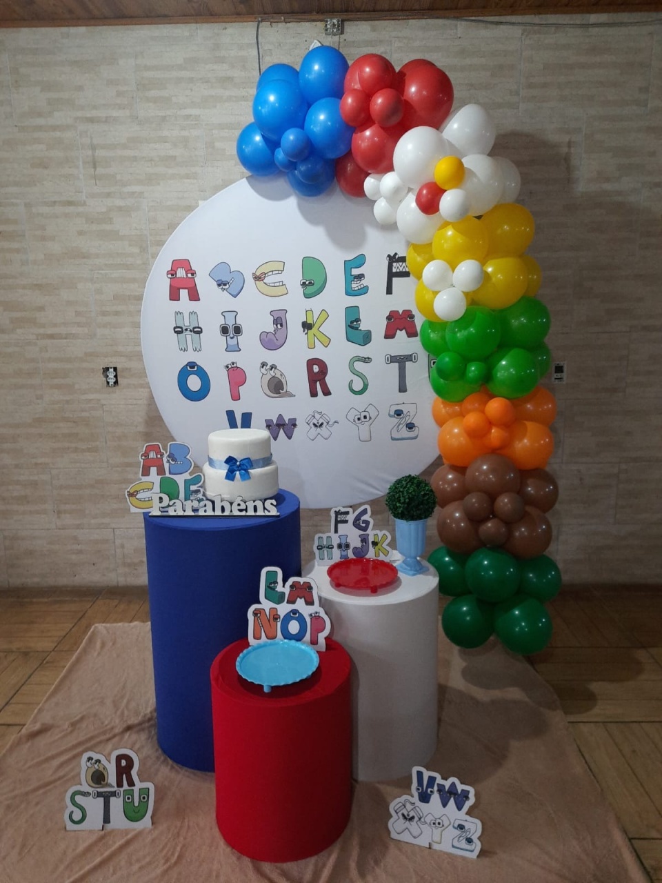 Alfabeto Decoração Com Balões  - ana_decoracoes.peguemonte