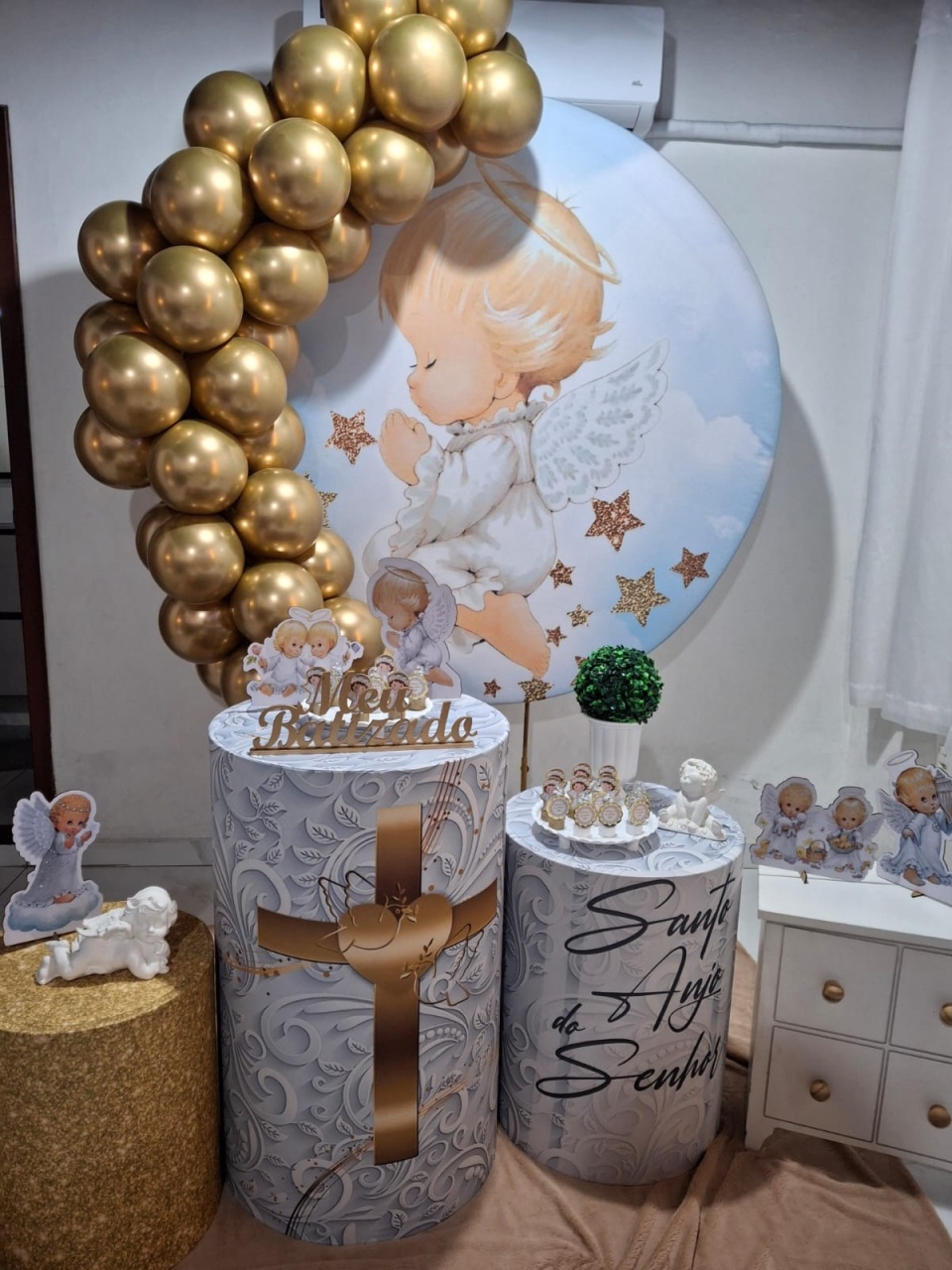 Batizado Com Balões E Aparador  - ana_decoracoes.peguemonte