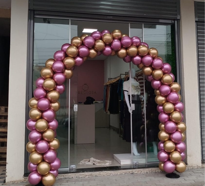Arco de Balões Dourado E Rose - ana_decoracoes.peguemonte