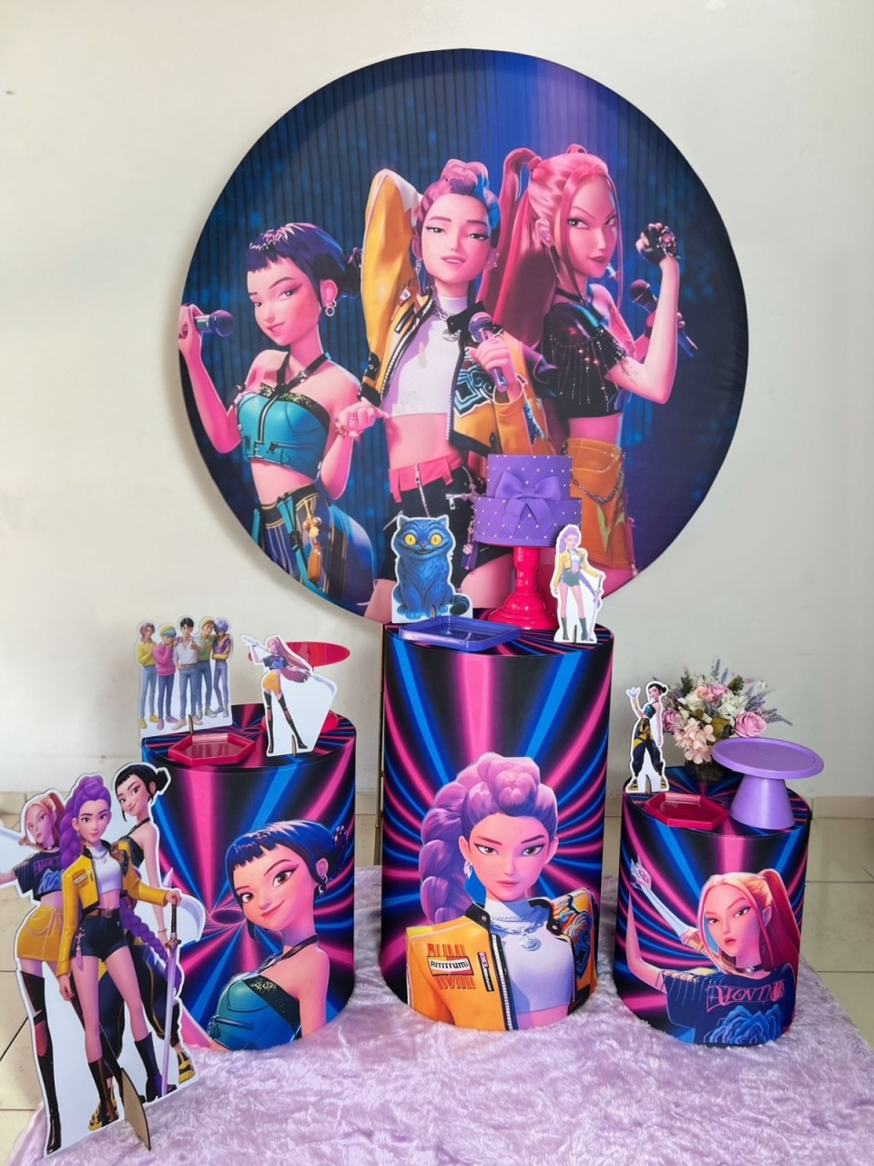 K-Pop - LuaPegueMonte