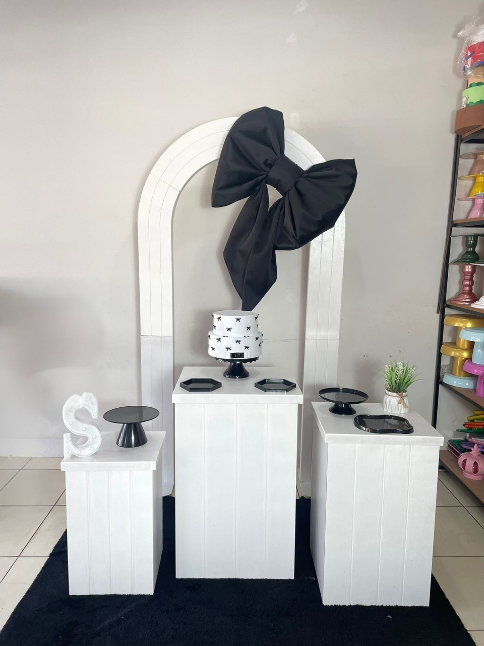 Laço Preto - LuaPegueMonte
