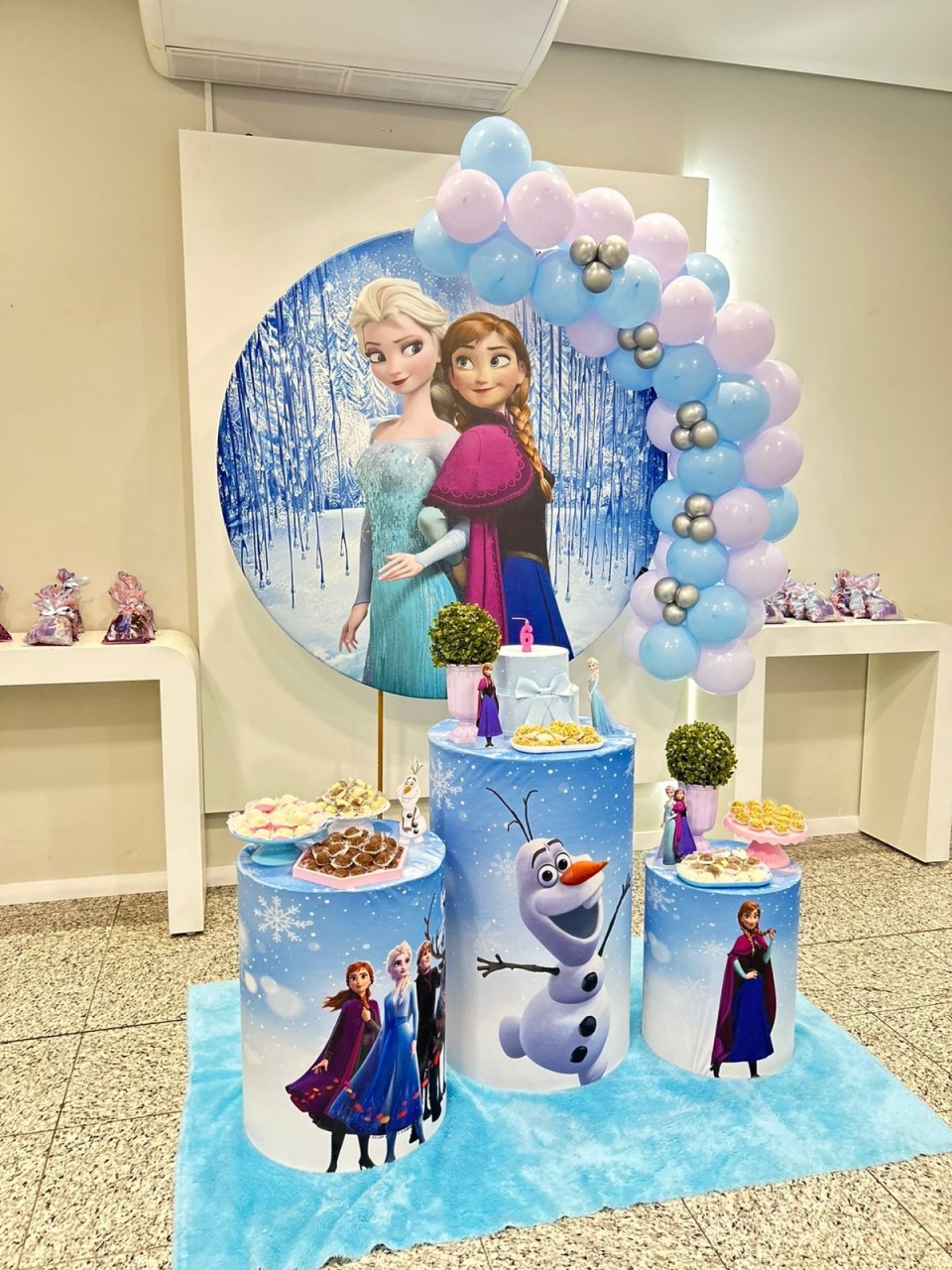 Frozen - LuaPegueMonte
