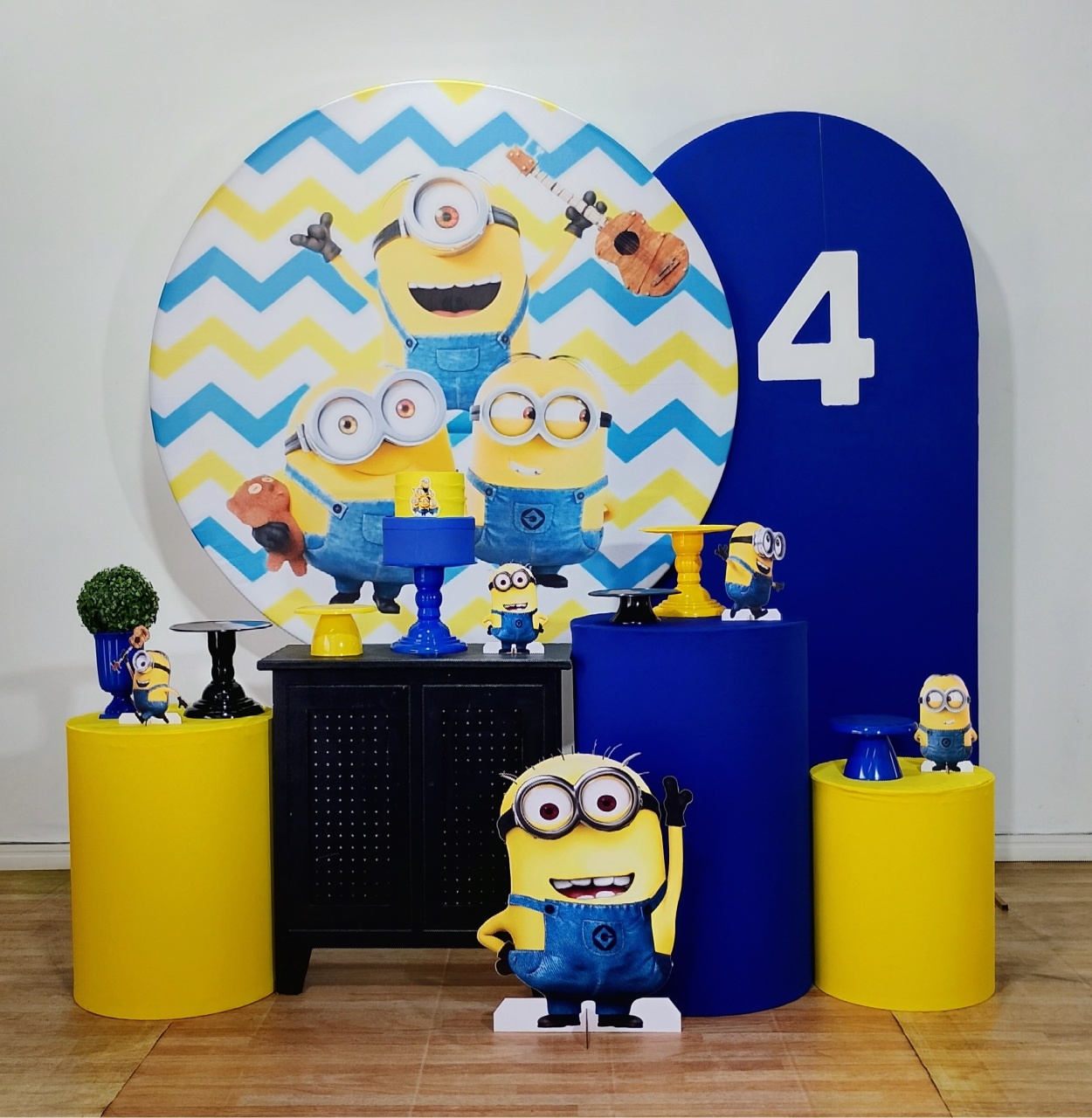Minions Kit Composicao - DFEST PEGUE E MONTE