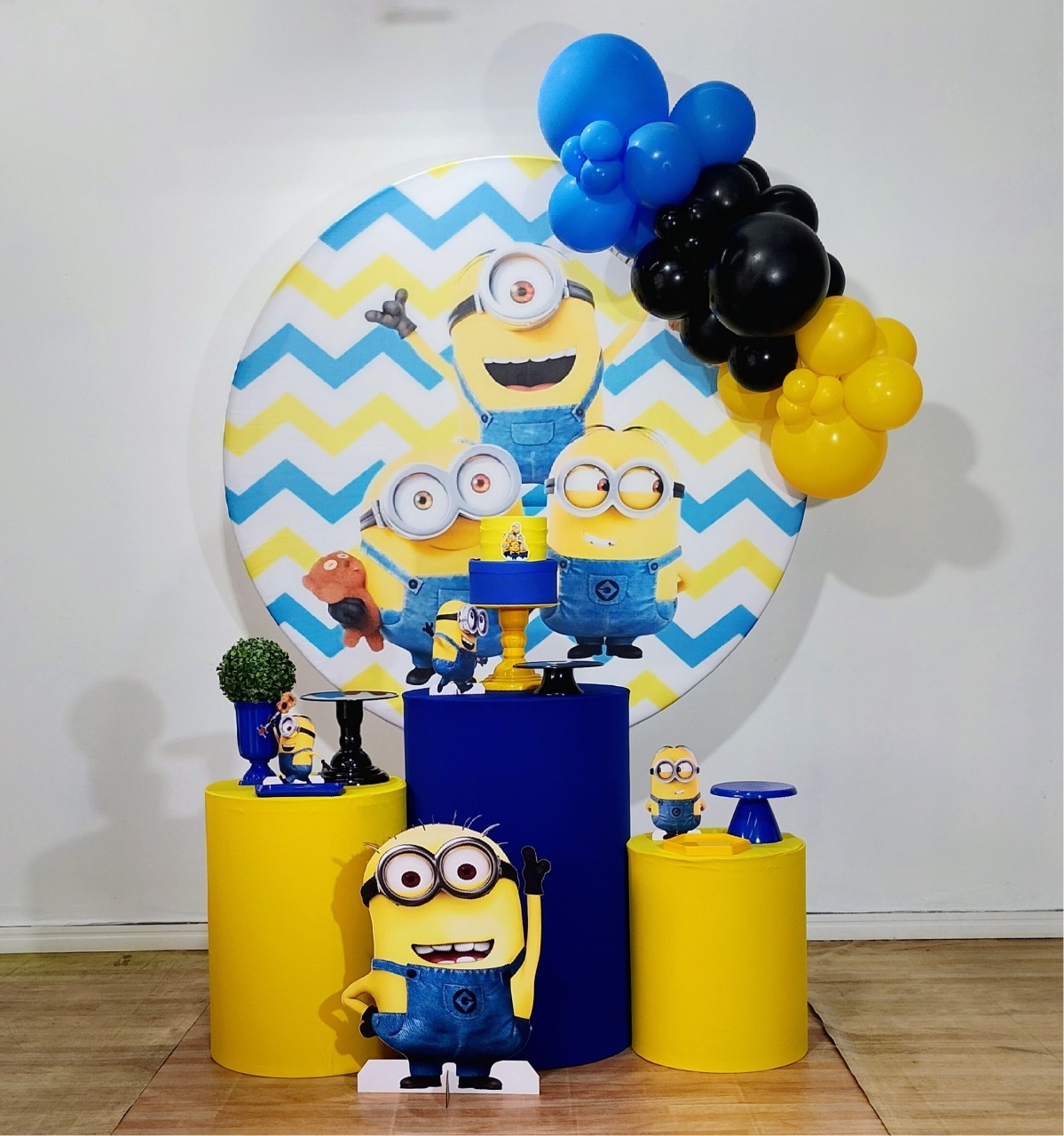 Minions Kit Composicao  - DFEST PEGUE E MONTE