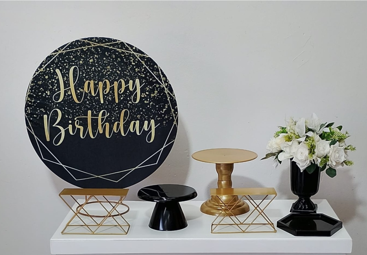 Happy Birday Preto/Daurado Kit Mesa Menina 1 - DFEST PEGUE E MONTE