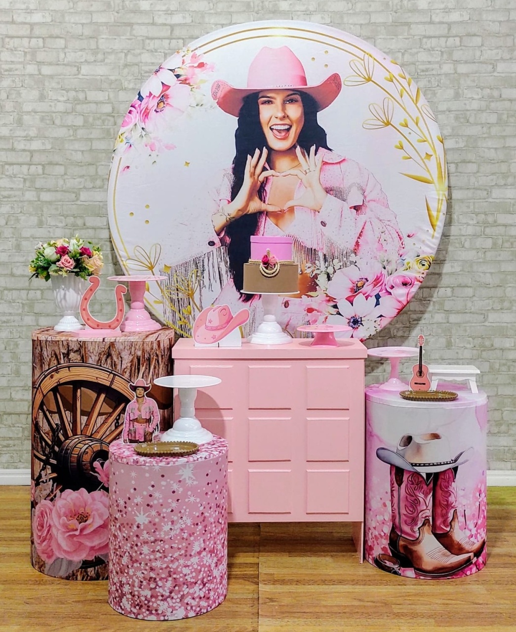 Ana Castela Kit Ouro  - DFEST PEGUE E MONTE