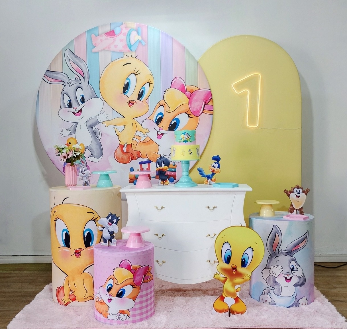 Baby Looney Tunes Menina  - DFEST PEGUE E MONTE