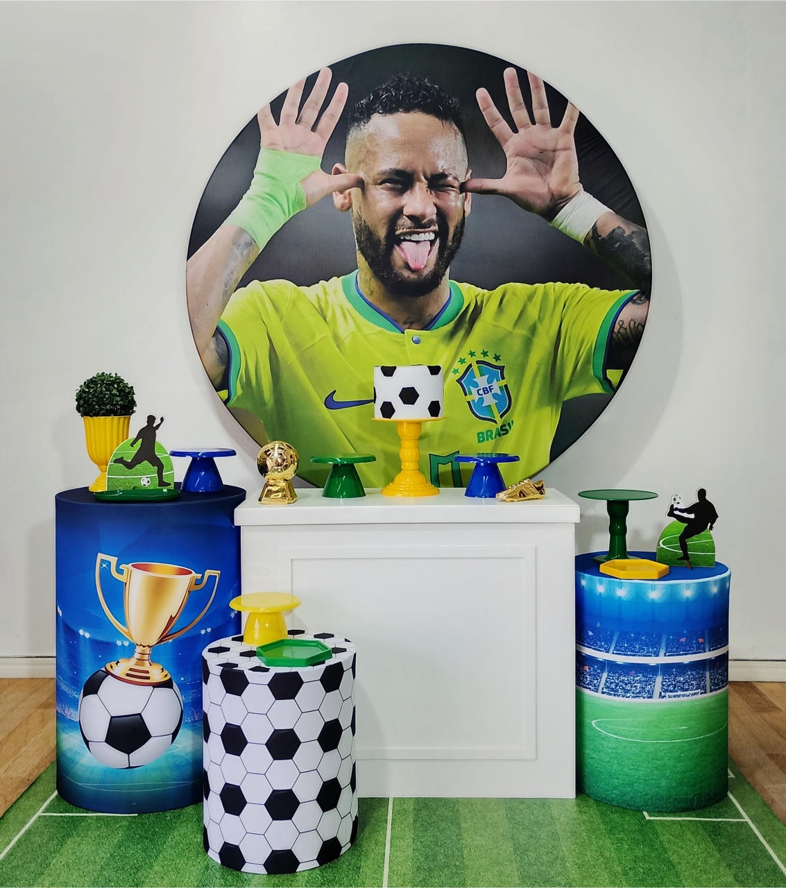 Neymar Kit Ouro 1 - DFEST PEGUE E MONTE