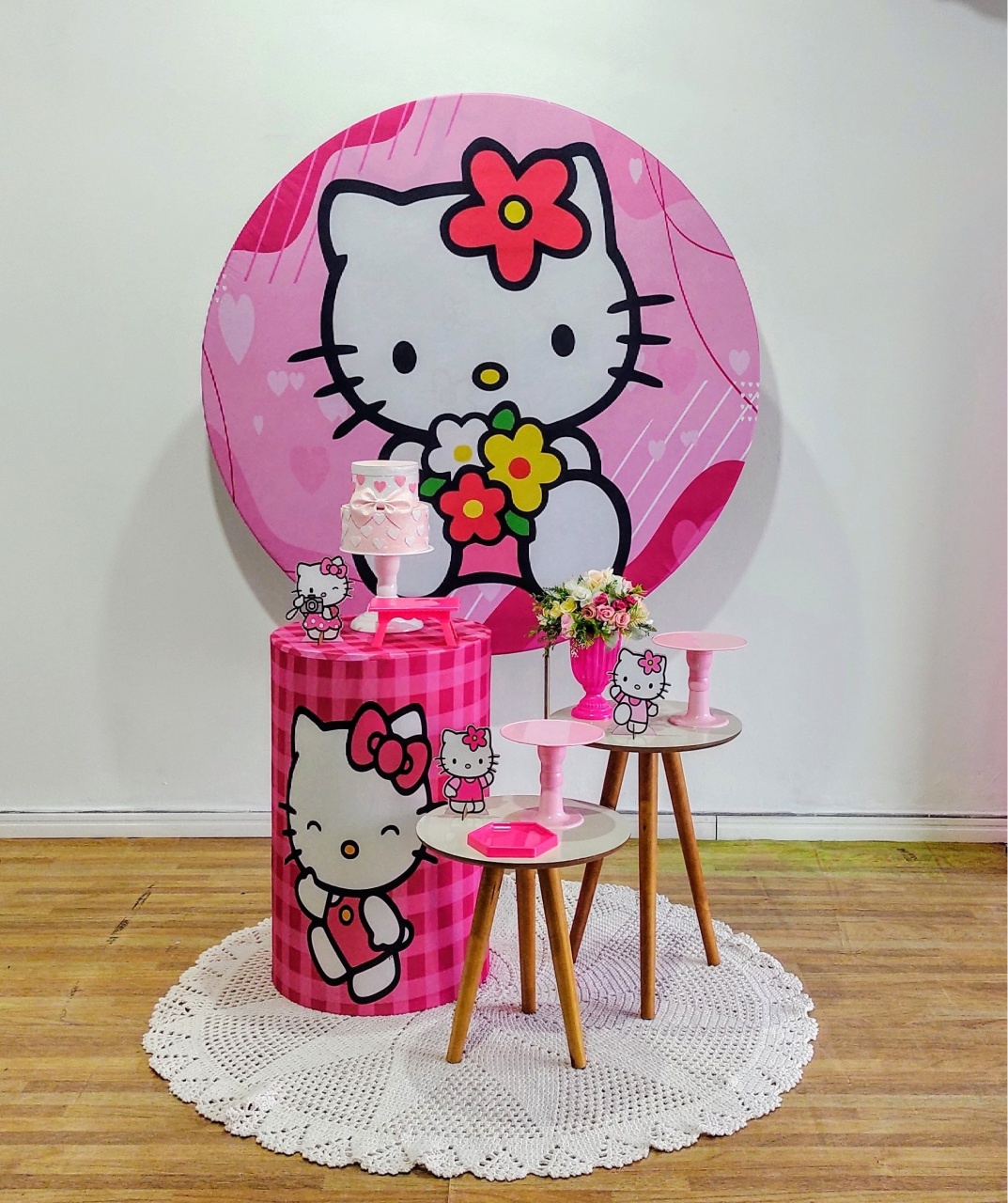 Hello Kitty Kit  Composição - DFEST PEGUE E MONTE