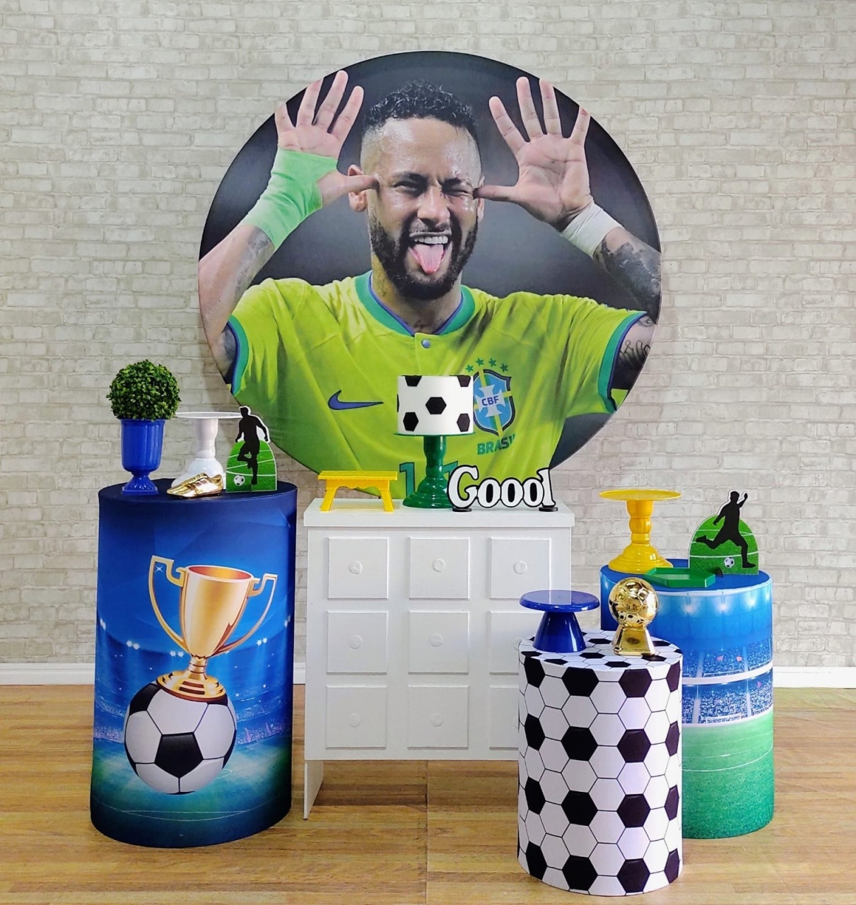 Neymar Kit Ouro - DFEST PEGUE E MONTE