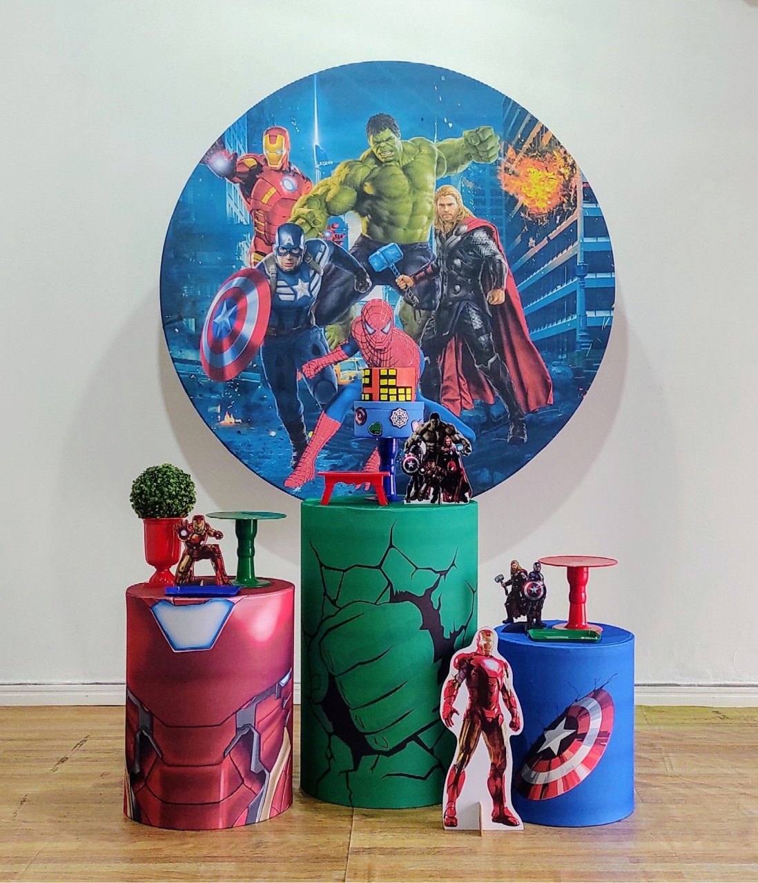 Vingadores  1 Kit Prata   - DFEST PEGUE E MONTE