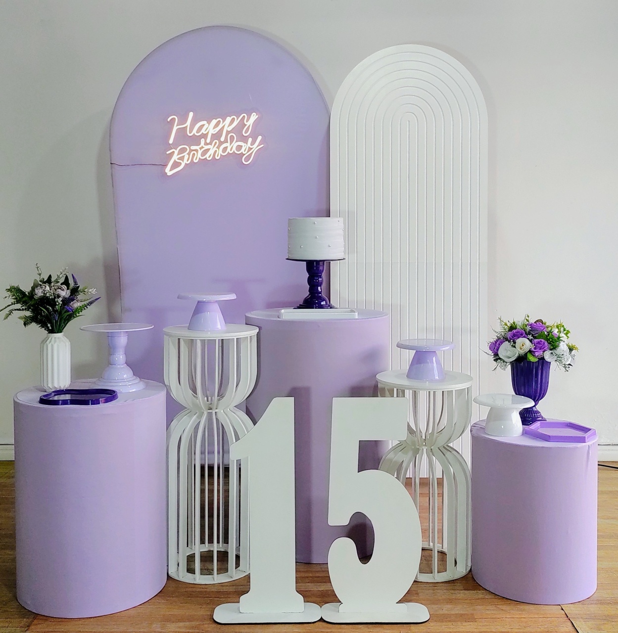 Lilas C/Branco Linha Luxo Romano - DFEST PEGUE E MONTE