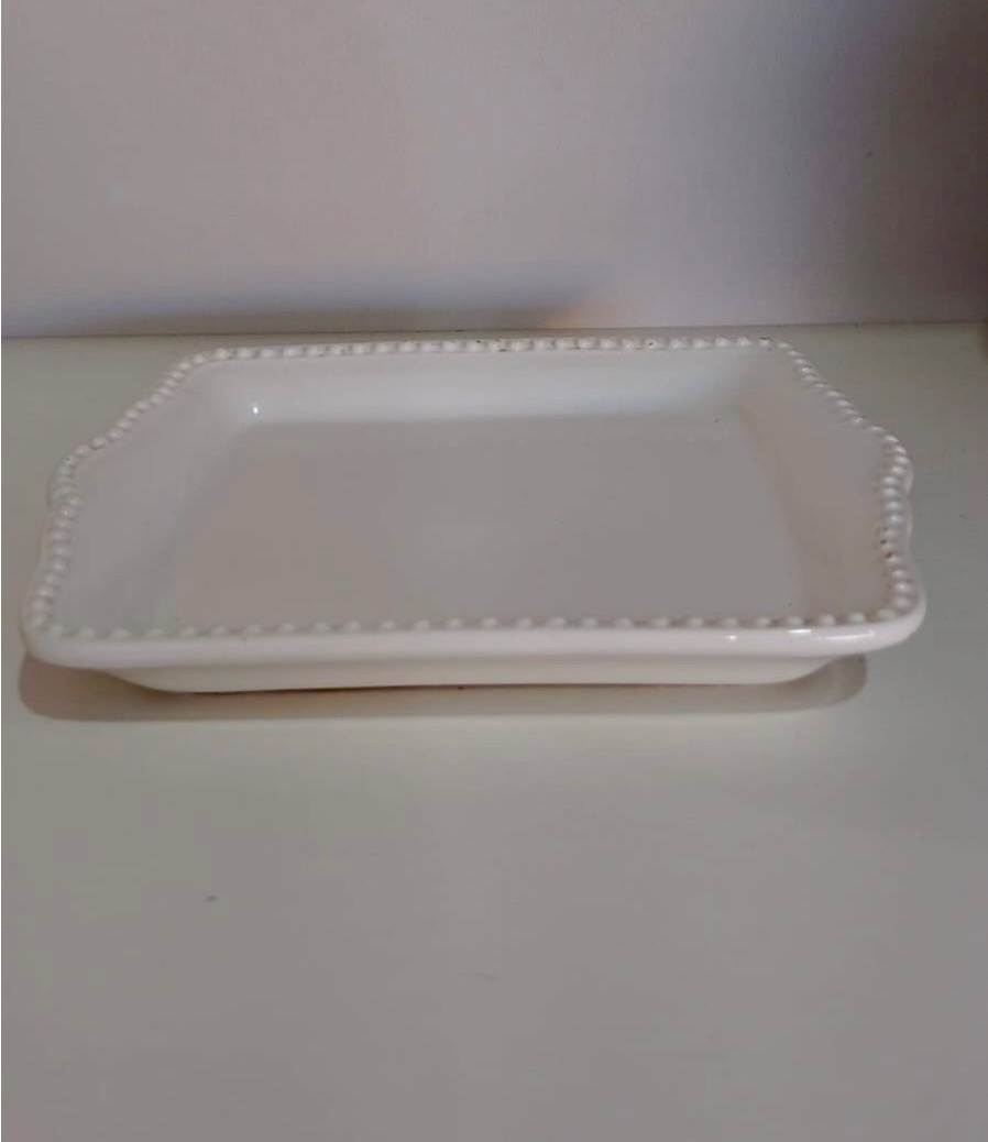 544- Bandeja de Porcelana Detalhe Portuguesa Branco 15,5 Cm Comp X 13 Cm Larg X 2 Cm Alt - P - PRIME DECOR RJ